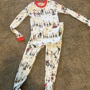 Pottery Barn kids Grinch PJ set - Size 8